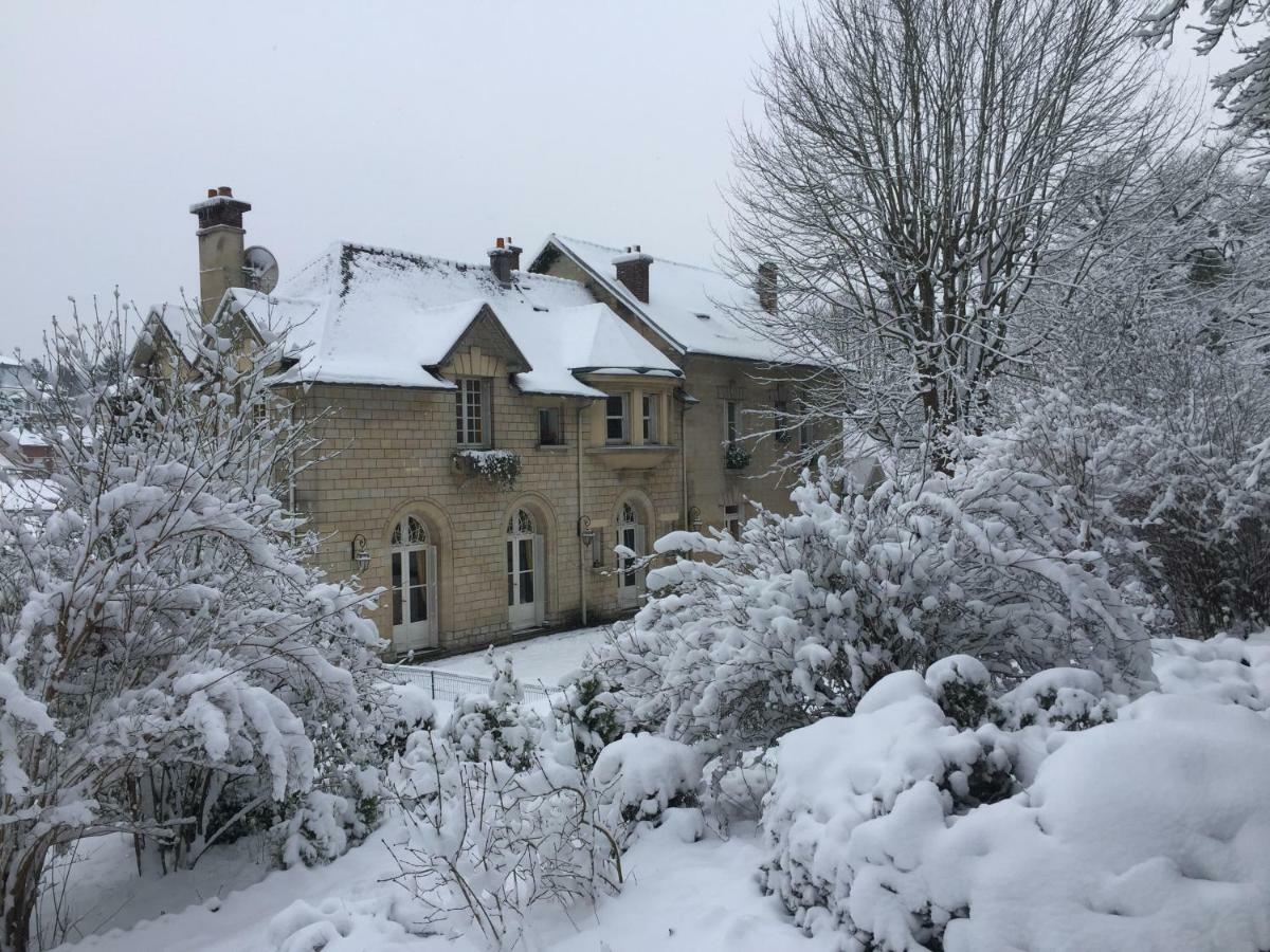 Manoir Des Cavaliers - Couette-café